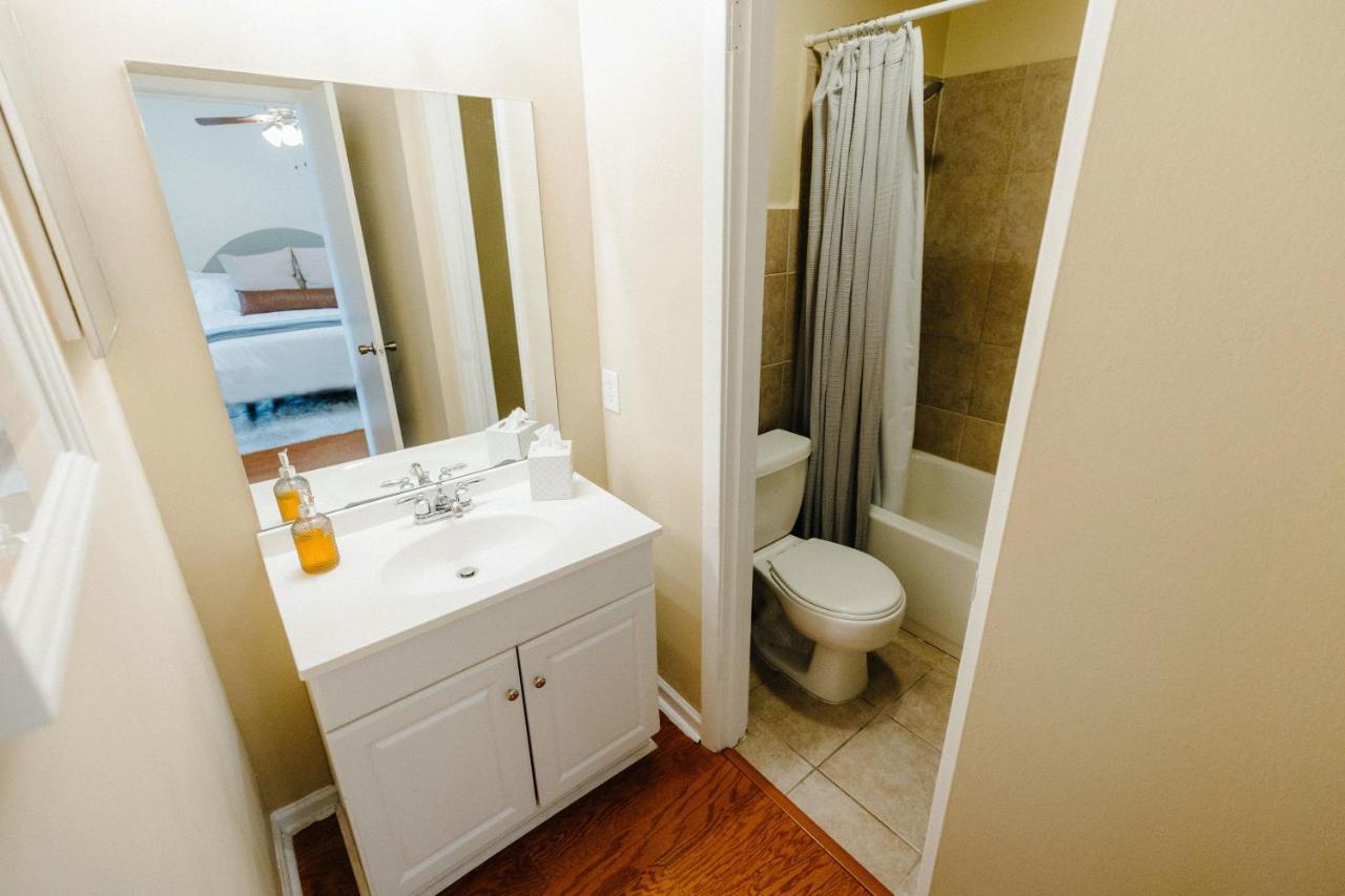 Centrally Located 3Br Overton Square Fast Wifi Free Parking Yes Pets Memphis Exterior foto